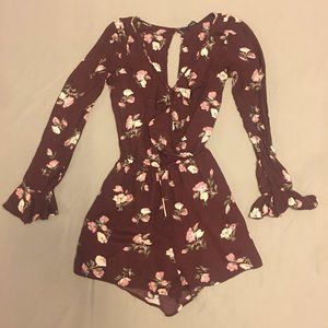 AMERICAN EAGLE Floral Long Sleeve Romper